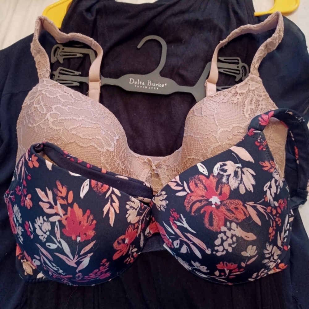 NBW Bundle of 2 bras 40DD